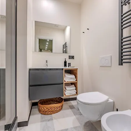 George Centre 公寓 *