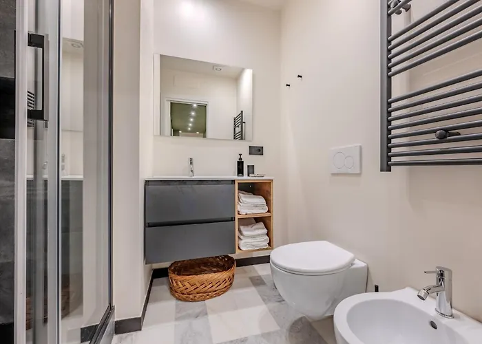 George Centre 公寓 *